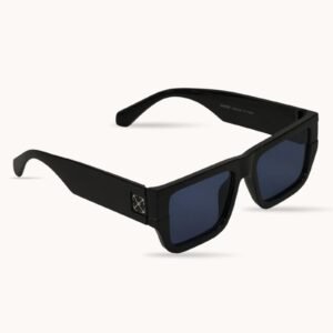 Bold look sunglasses
