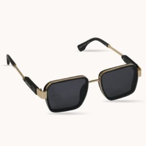 Square statement sunglasses
