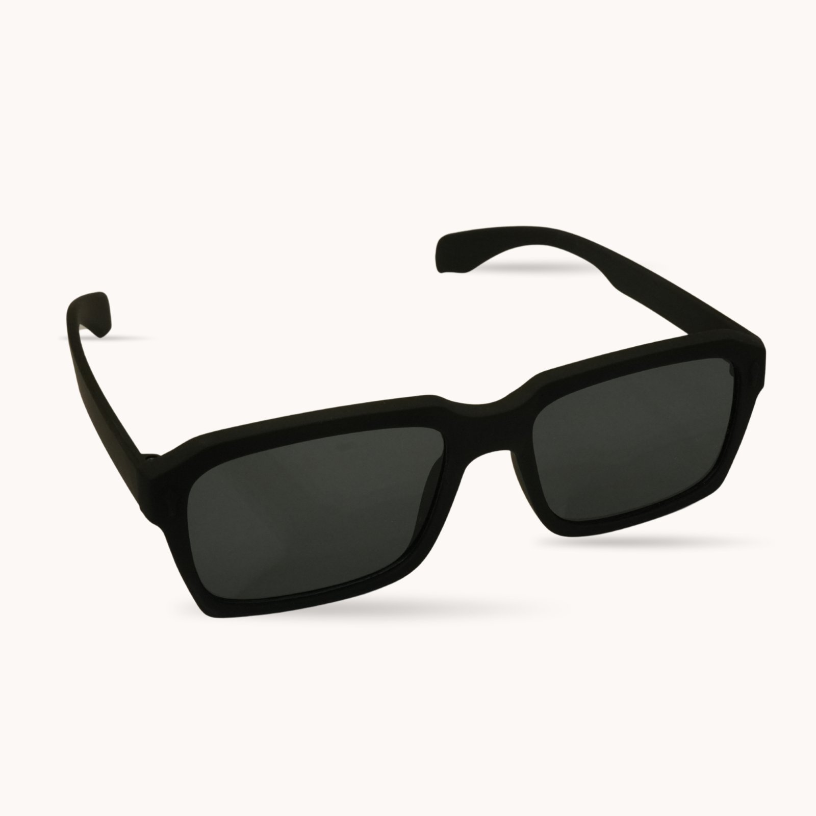 Bold Sheet sunglasses Refined design